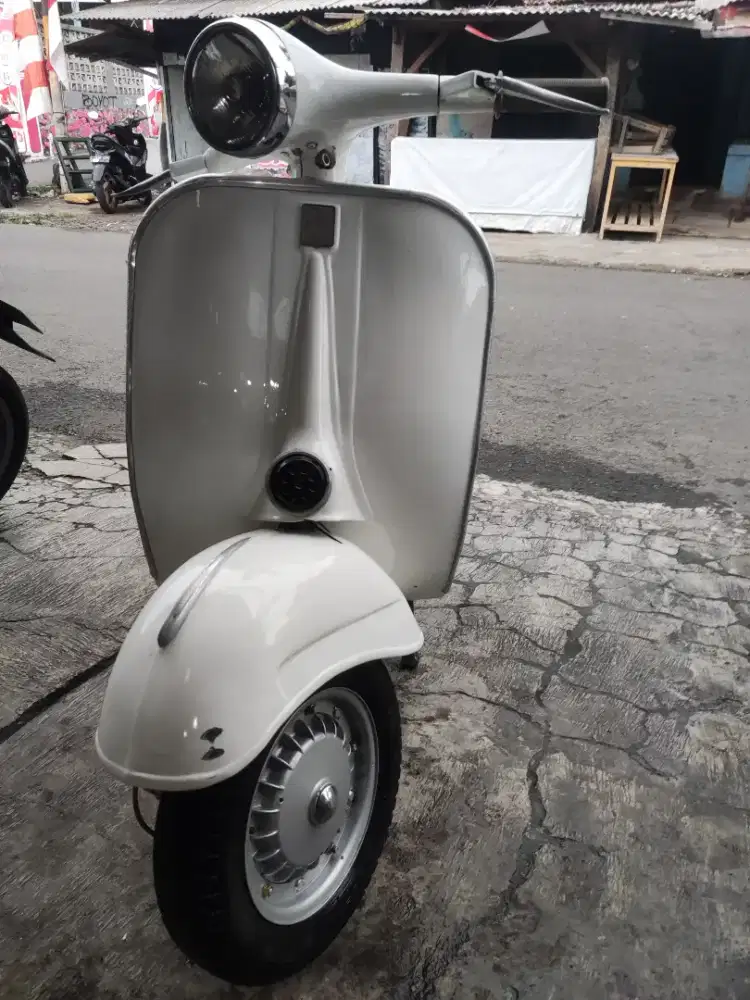Vespa GS MK1 konversi listrik