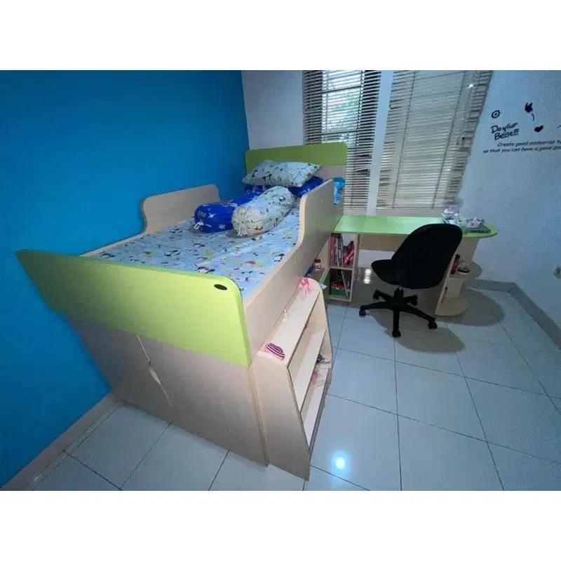 Dijual Set Kasur Anak Informa+ Kasur + Kursi | Lengkap & Siap  Pakai