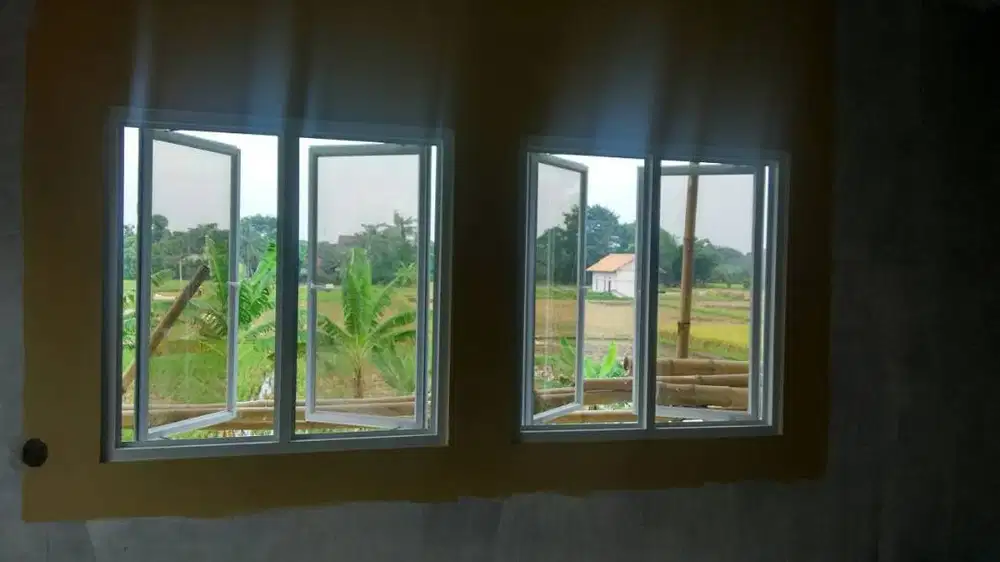 JENDELA ALUMINIUM - KACA