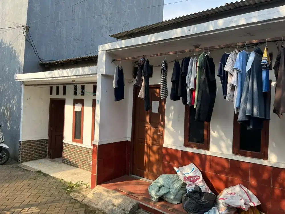 Disewakan kontrakan 3 petak, kamar mandi dalem, bebas banjir dan akses