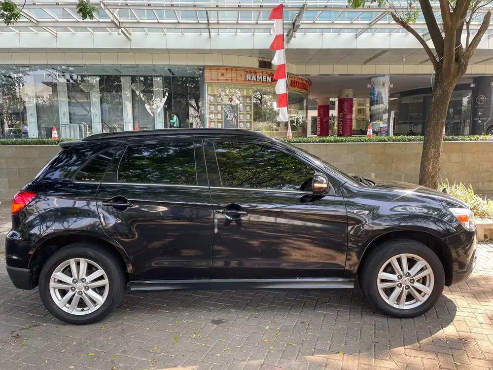 Mitsubishi Outlander 2012 Bensin