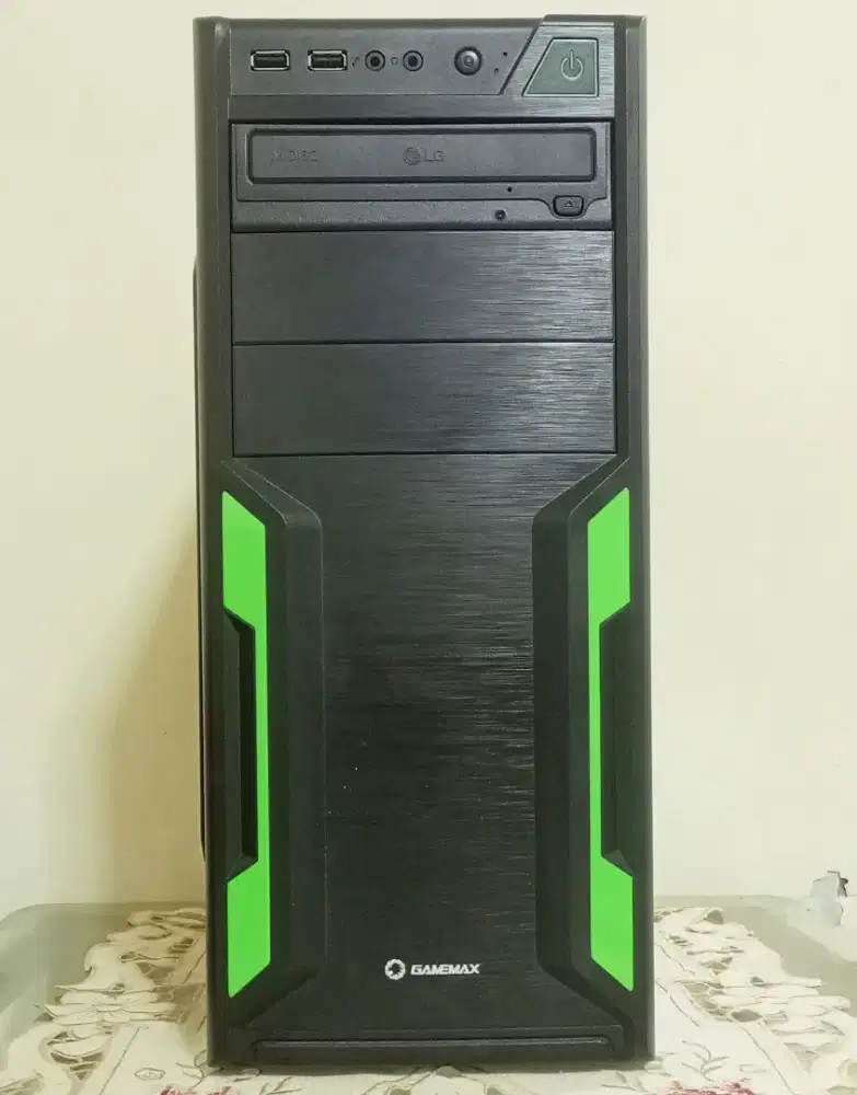 Core i5-2500 3,3GHZ-RAM 8GB-SSD 120GB HDD 500GB-WiFi card dual antena