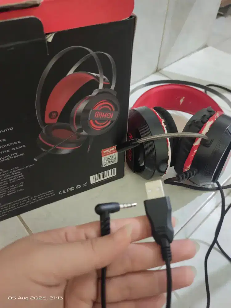 Headset GAMEN kulitnya terkelupas