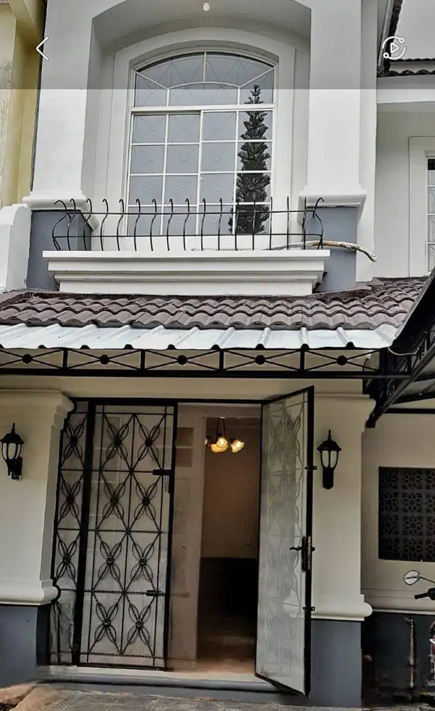 DI JUAL Rumah Siap Huni Asri sejuk SENTUL CITY