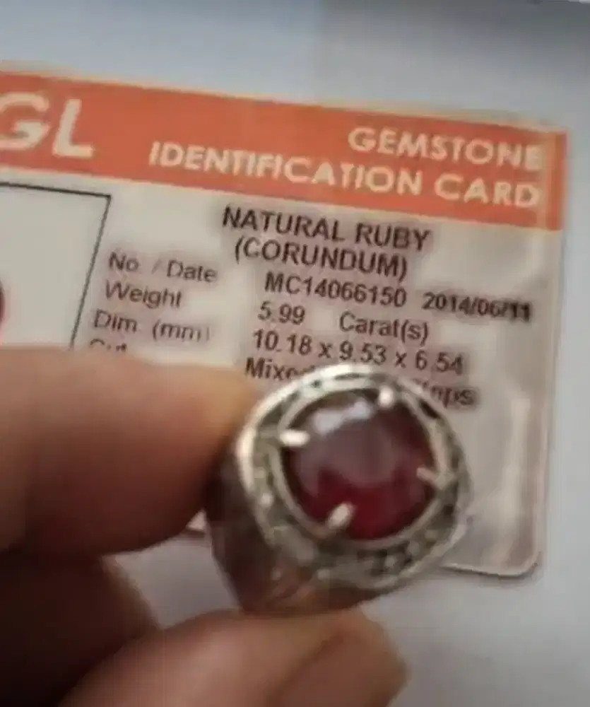 Dijual cincin dgn mata batu ruby asli ada memo 5.9 crat warna bagus