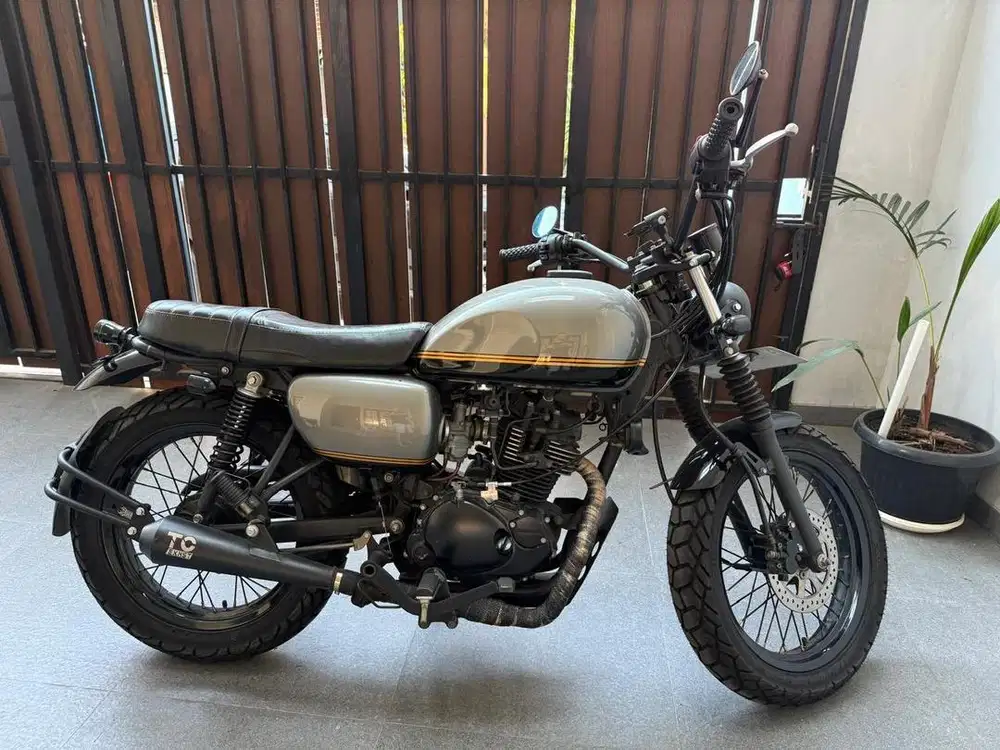 Motor Kawasaki W175 Tahun 2018