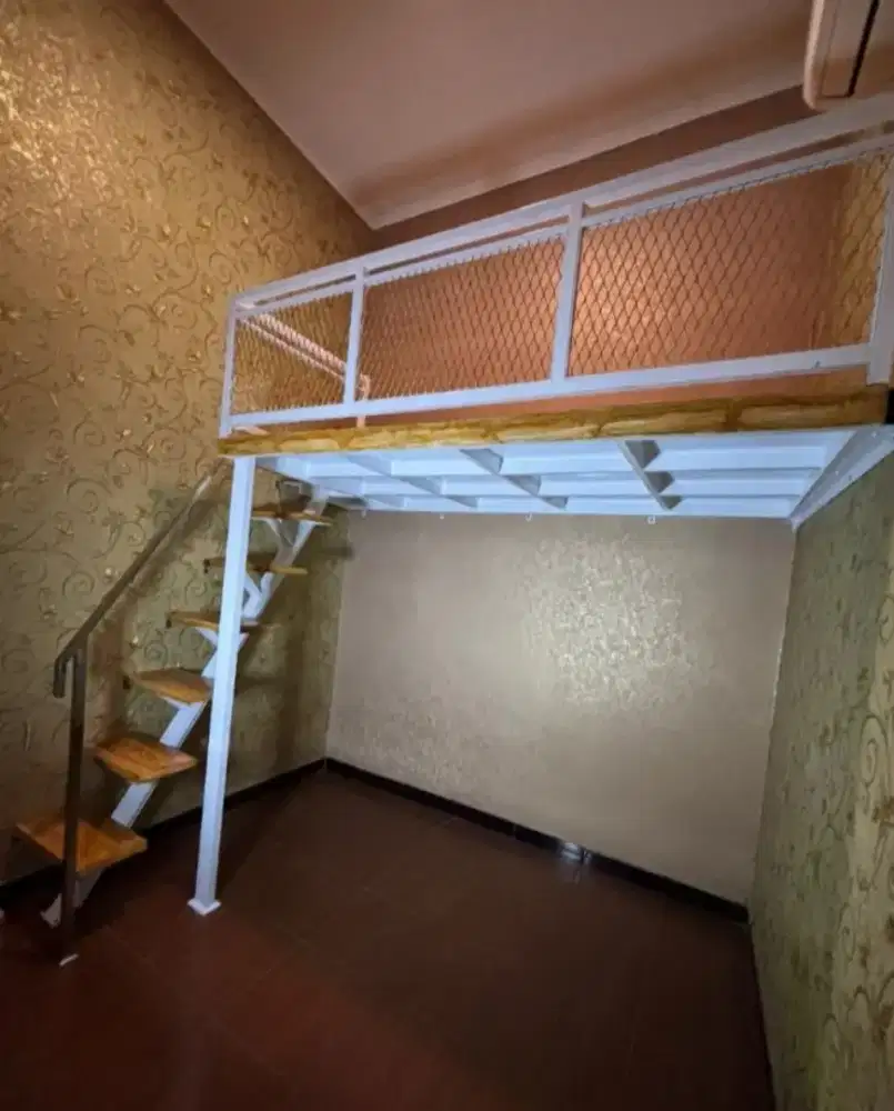 Pembuatan mezanin buat kamar tidur