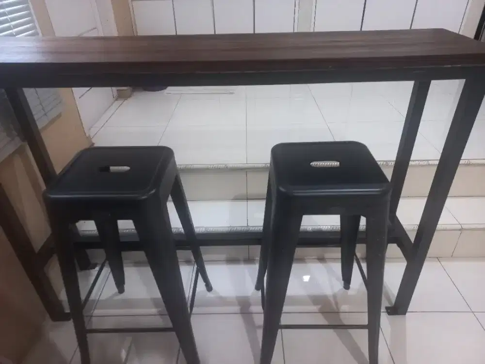 Dijual meja bar informa