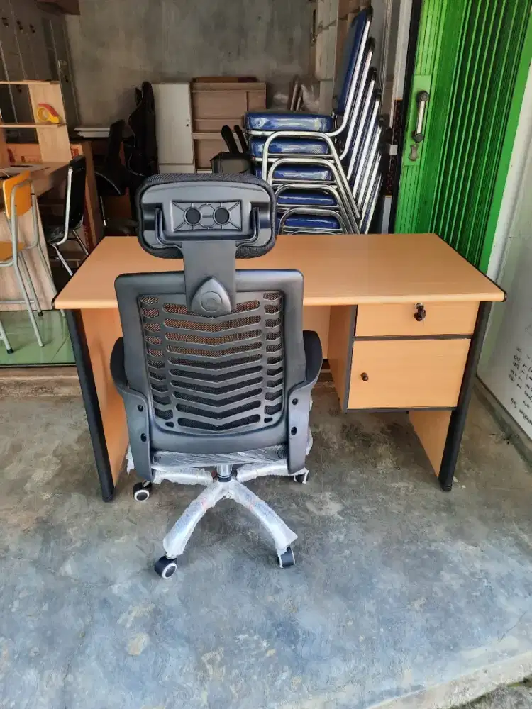 Paket meja+kursi baru