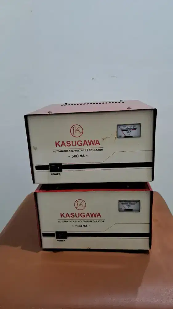 Voltage Regulator ( Stabilizer )merk KASUGAWA