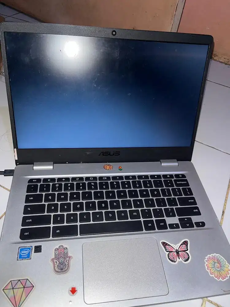 Dijual laptop asus ke adaan mati nyala