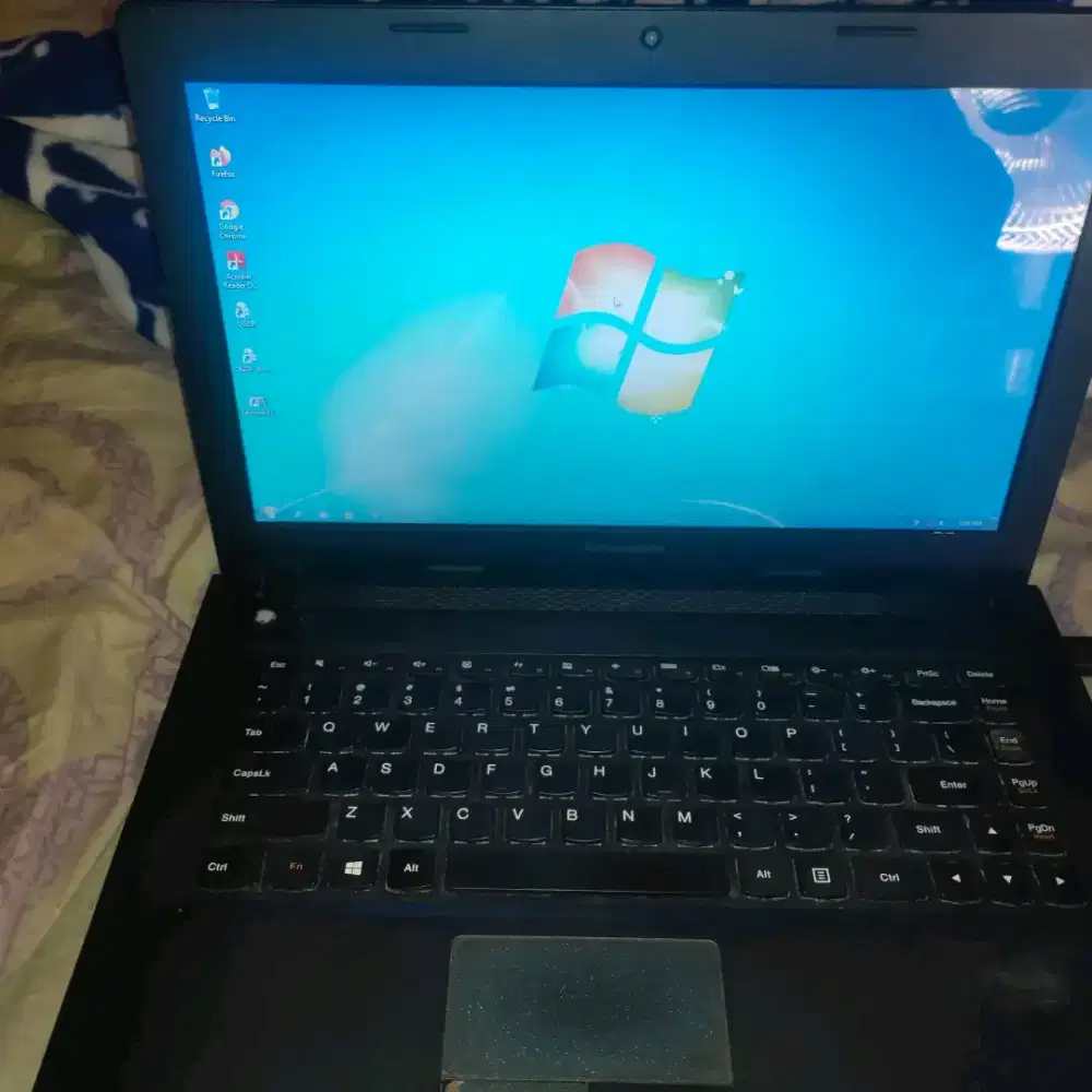 Laptop Lenovo G405 AMD E1 2100 Ram 3GB HDD 320GB