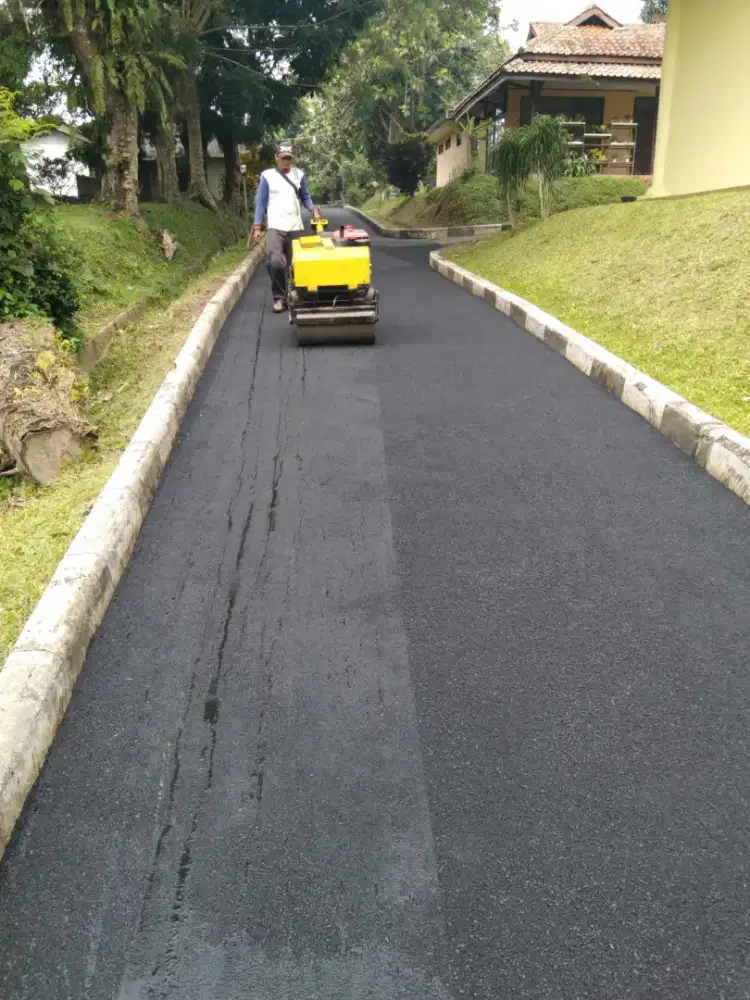 Aspal hotmix terima terpasang