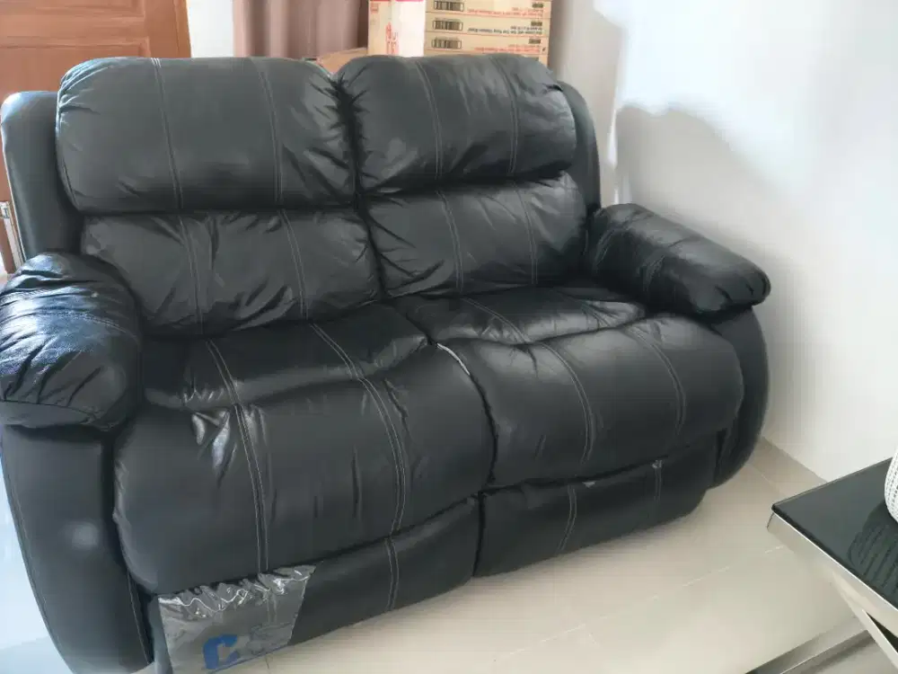 Kursi Cheers Genuine Leather black 2 seaters