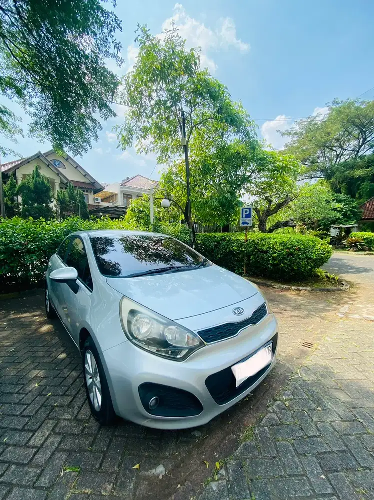 Kia Rio 2012 Bensin