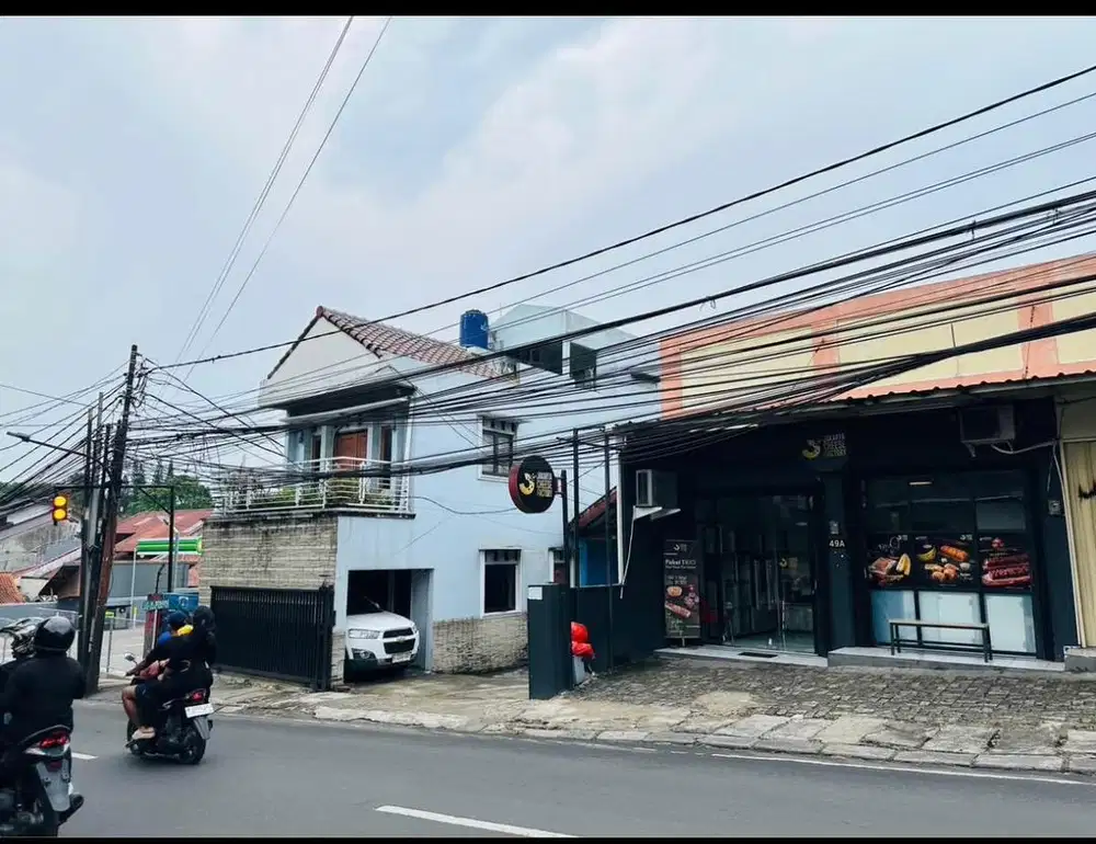 DJUAL CEPAT! Property strategis. Pinggir Jl Raya Margasatwa Barat