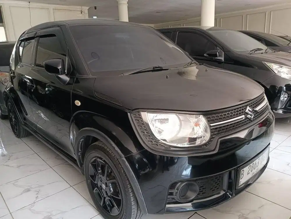 Suzuki Ignis gl matic pajak panjang DP 8jt th 018
