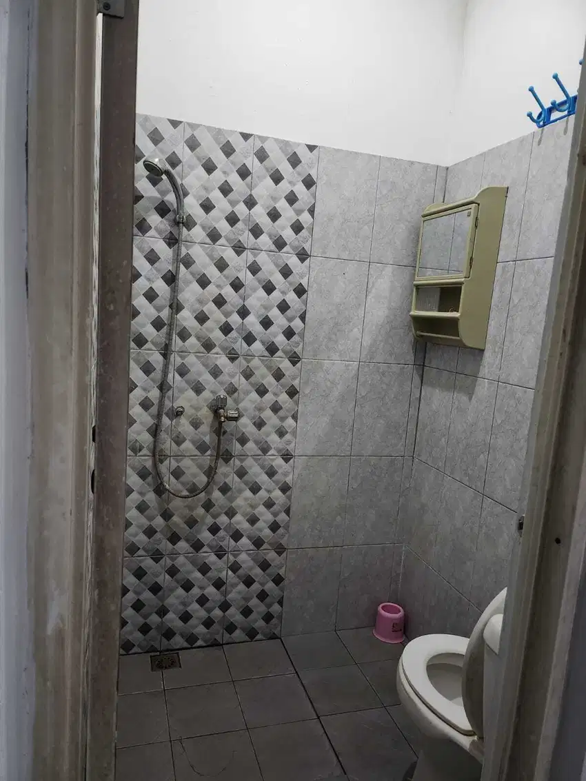 DISEWAKAN RUMAH HOOK DI KOMPLEK MARGAWANGI BUAHBATU MARGACINTA BANDUNG