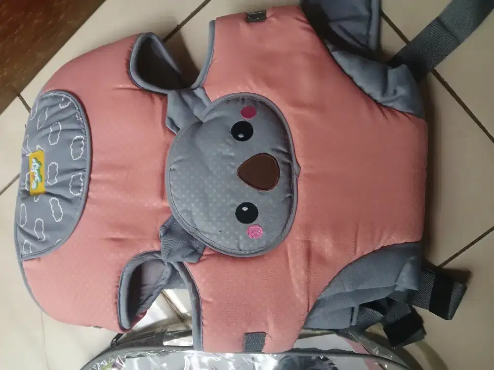 Carrier / gendongan bayi merk baby joy