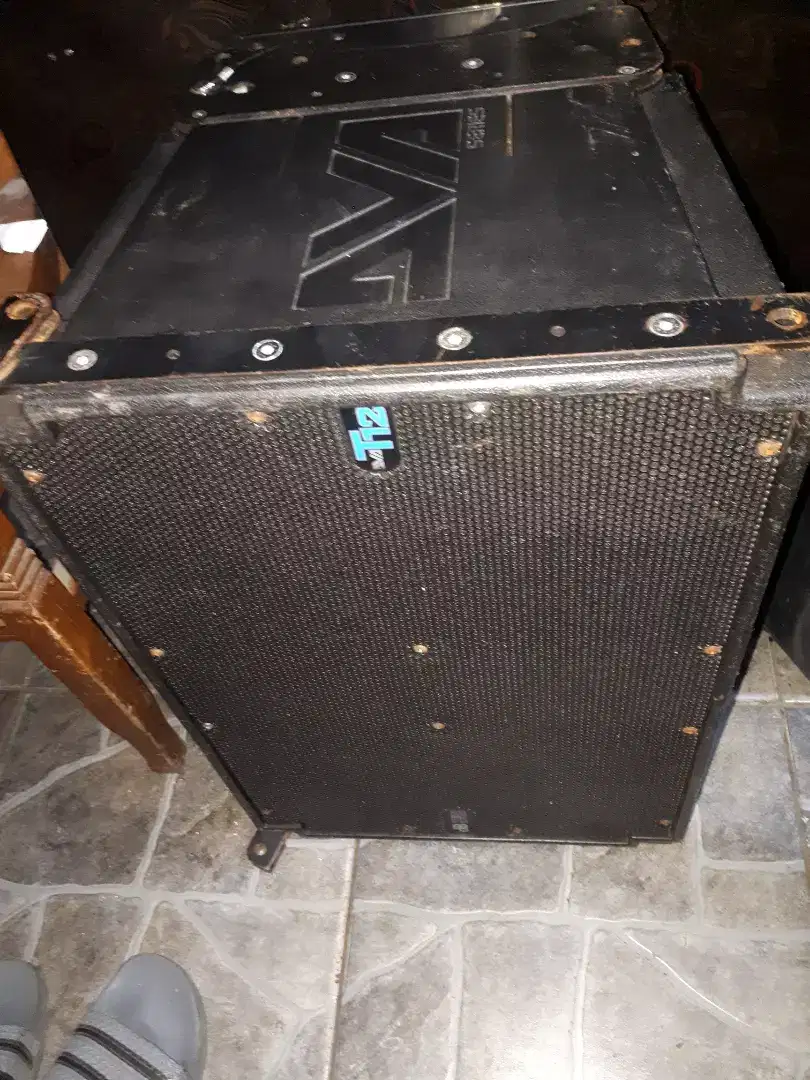 Line array DB T8 & T12