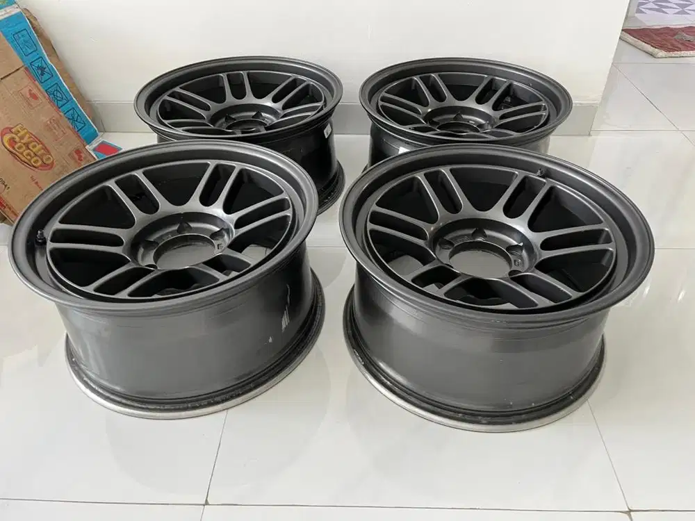 velg ORIGINAL enkei RPT 1 ring 18 lebar 9 pcd 6 139,7 fortuner pajero
