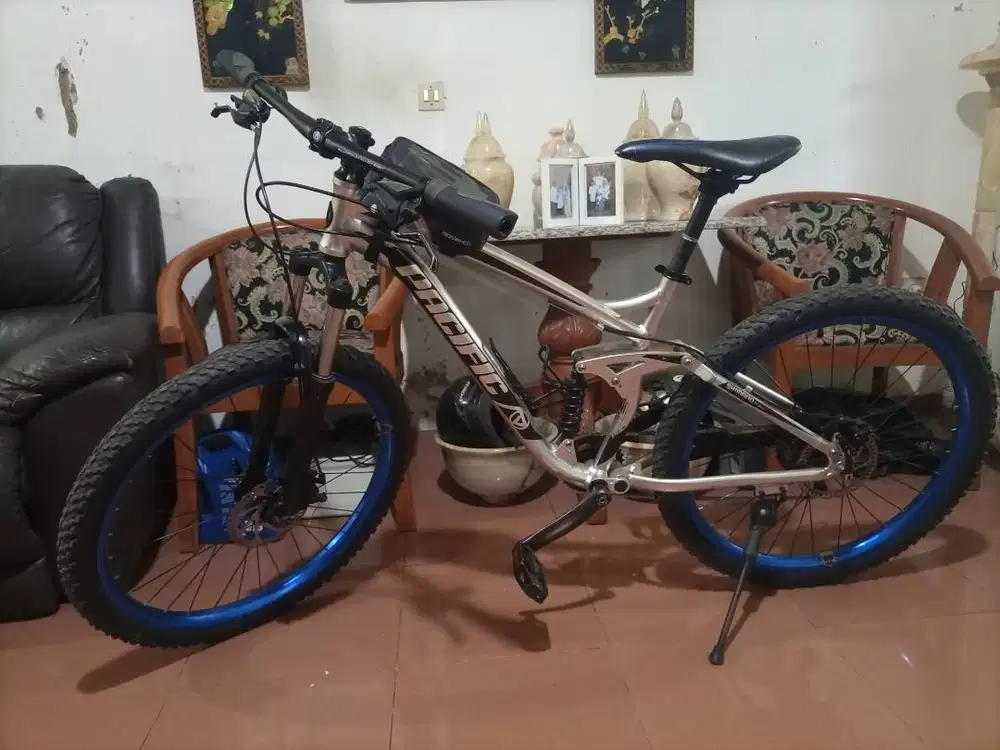 Sepeda mtb fullsus merk Pasific override