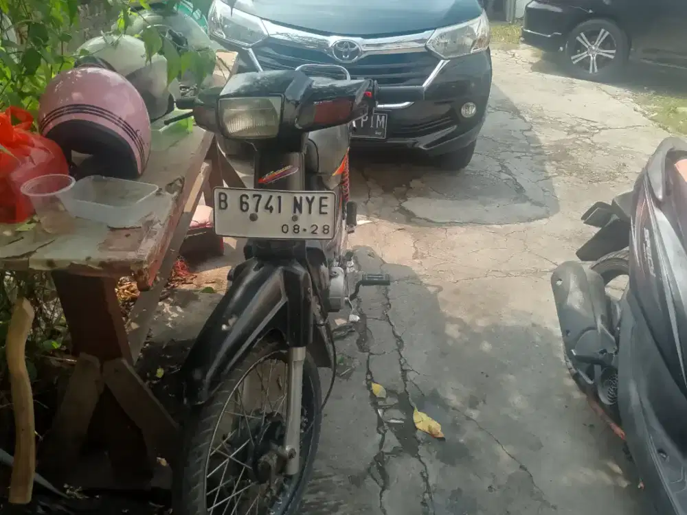 Honda Astrea second