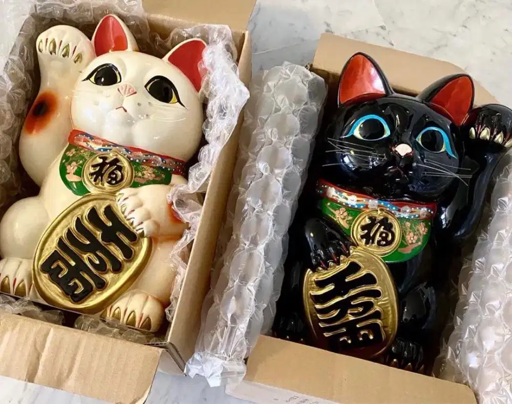 Fortune cat feng shui takoname yaki japan patung kucing dekorasi