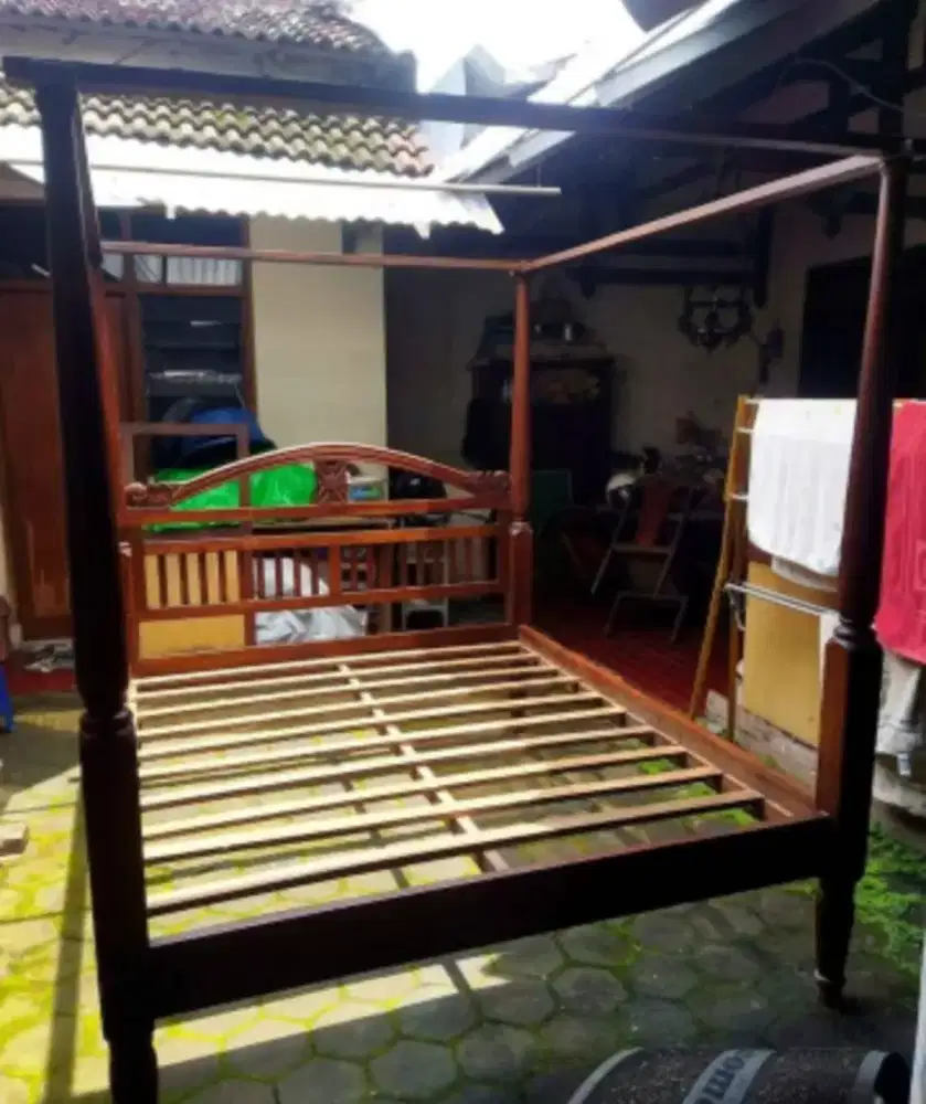 Jual Tempat Tidur/Dipan Jati