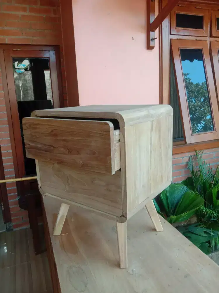 nakas retro kayu jat