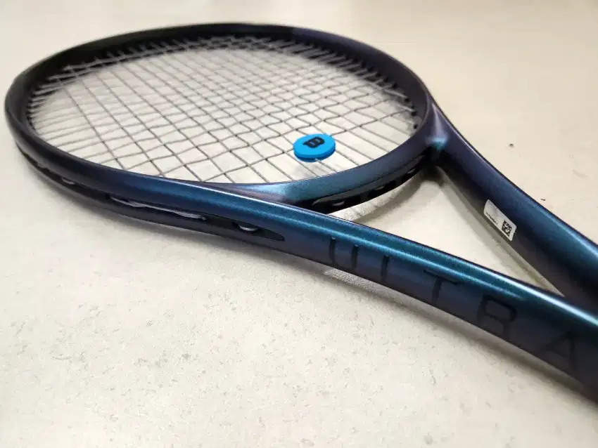[Lightly Used] Wilson Ultra 100 V4 – Explosive Power and Sleek Control