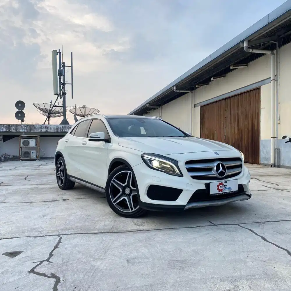 ( 29rb) Mercedes Benz GLA200 GLA 200 AMG 2015 Low ODO