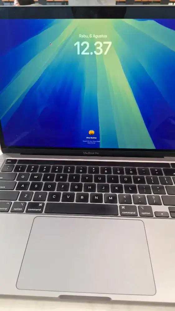 Macbook pro m1 8/256
