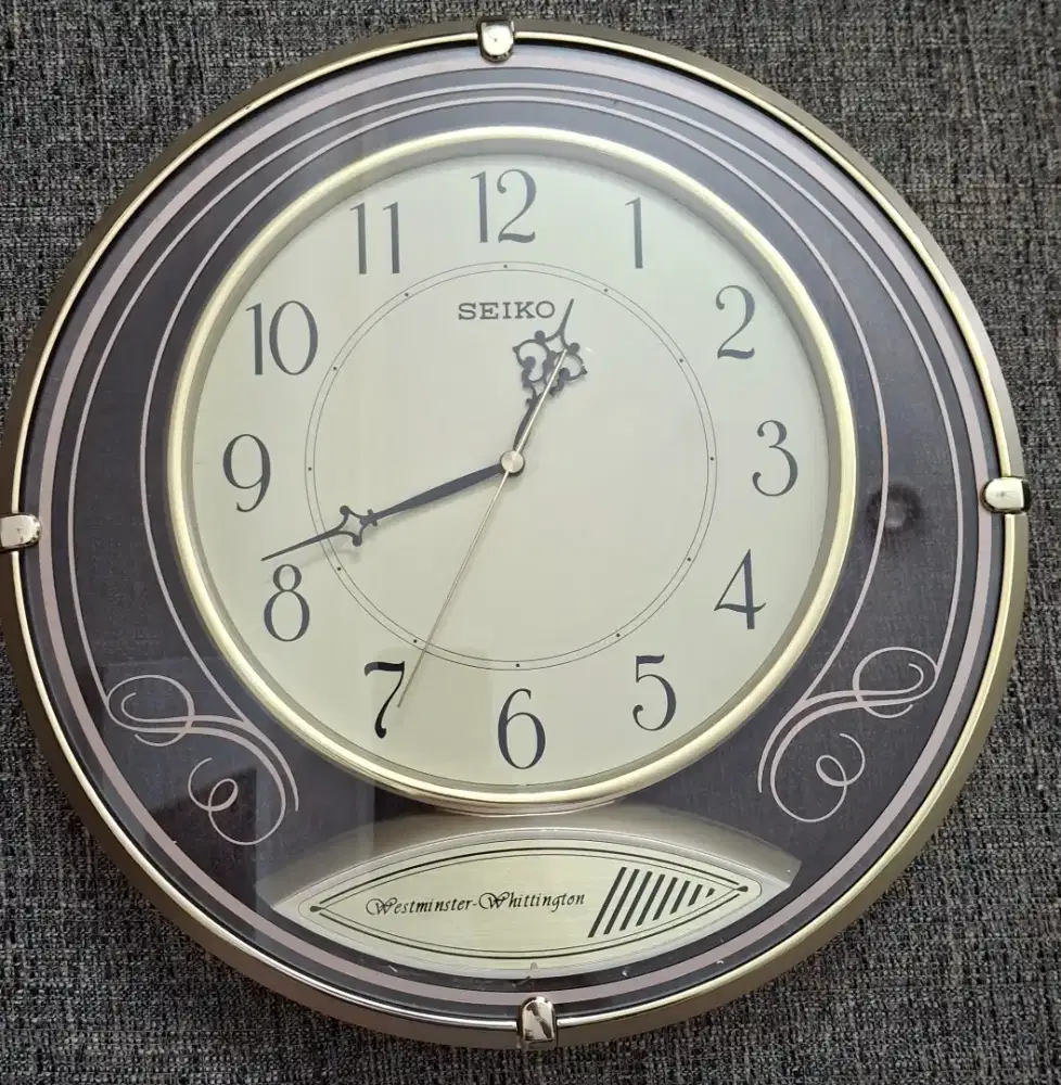 Jam Dinding 'Seiko' Antik QXD206GT