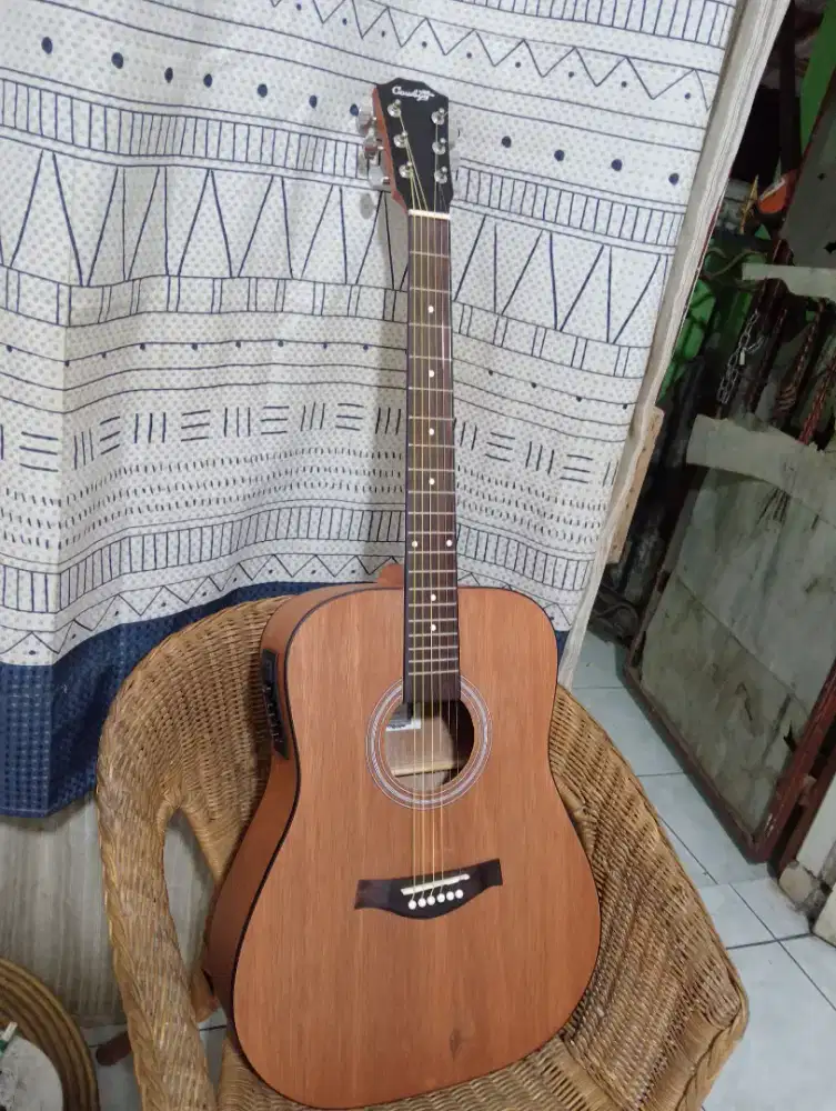 Gitar akustik cowboy elektrik jumbo tanbes suara garing