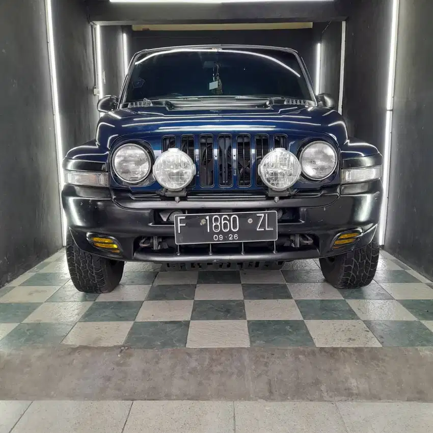 MOBIL LANGKA SSANGYONG KORANDO 4X4 2002