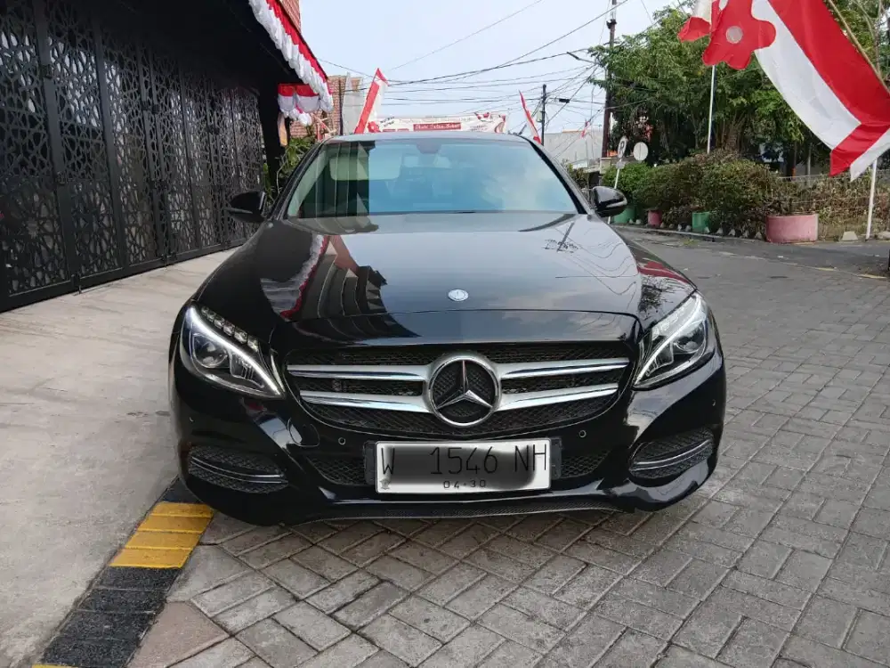 Mercedes Benz C200 avg 2.0 bensin matic hitam 2014