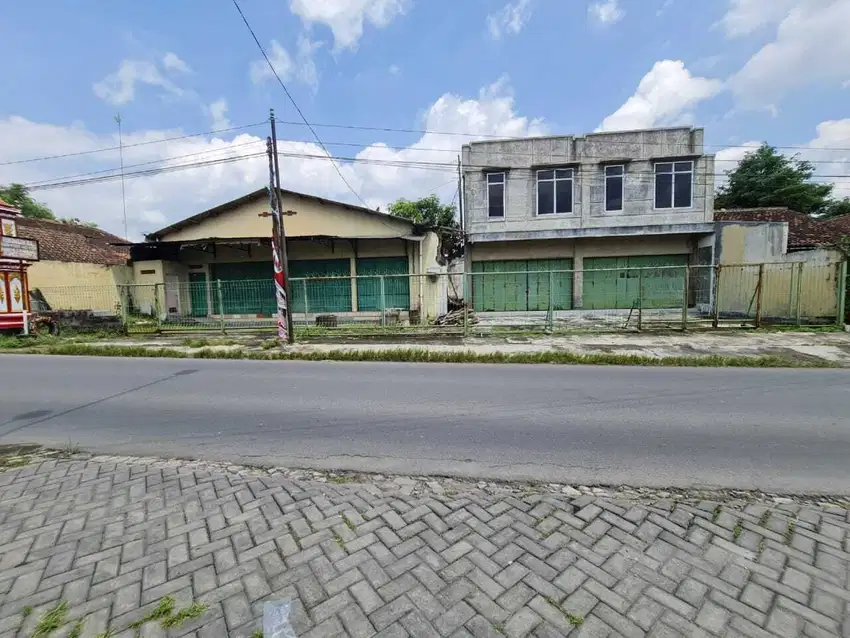 Ruko Pinggir Jalan Raya Waduk Cengklik Ngemplak Boyolali Solo