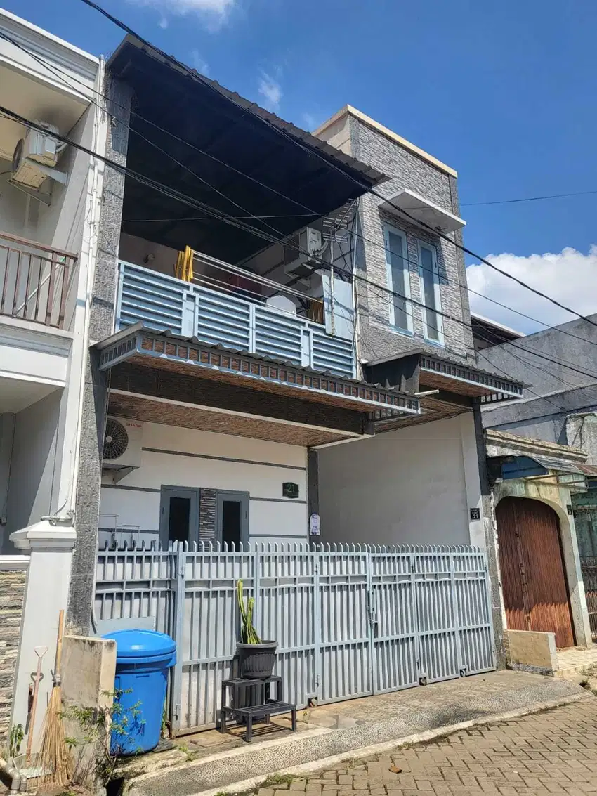Rumah SHM SIAP HUNI 200 M Summarecon Mall gading serpong kelapa dua
