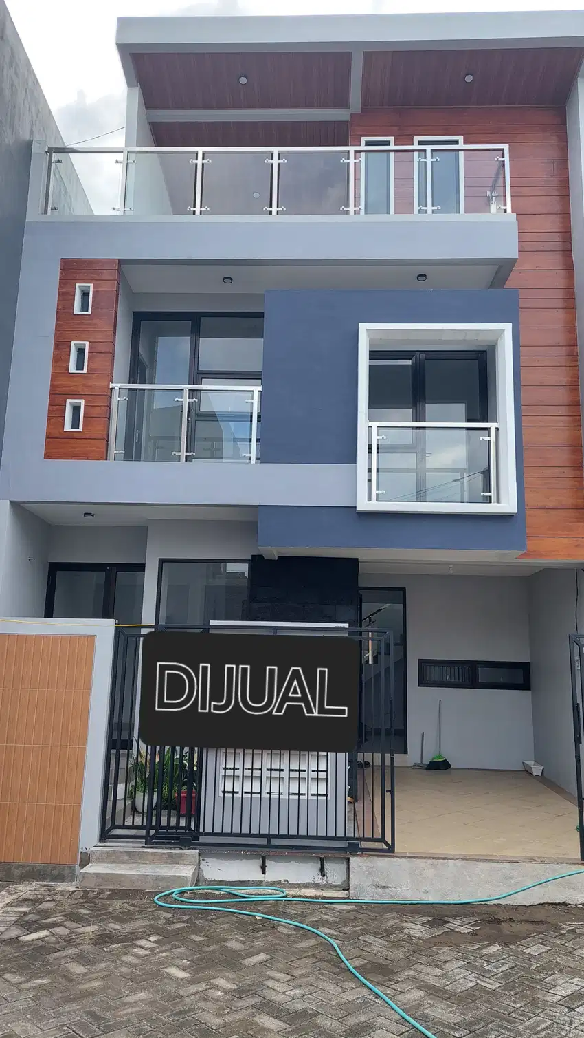 DIJUAL RUMAH TASIKMADU