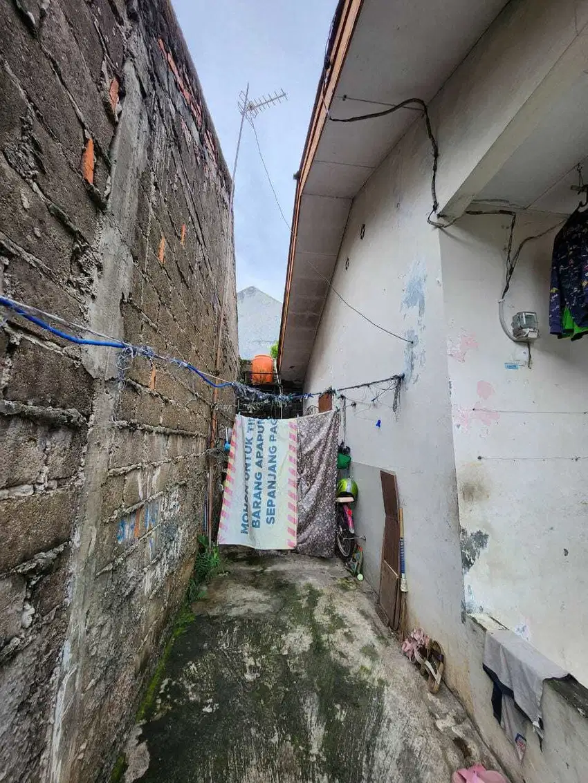 Dijual Rumah di Kukusan Depok