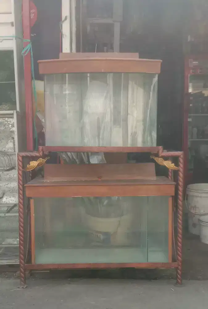 Aquarium full set dan  Meja