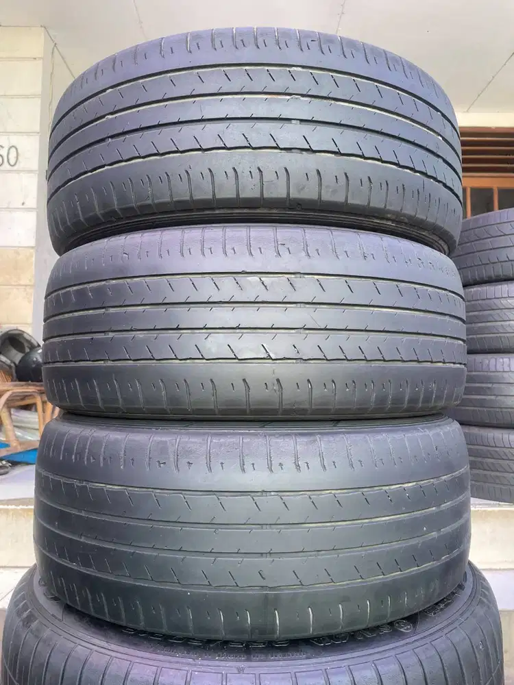 Ban Dunlop SP Sport Maxx 050 215 55 r17 3Pcs