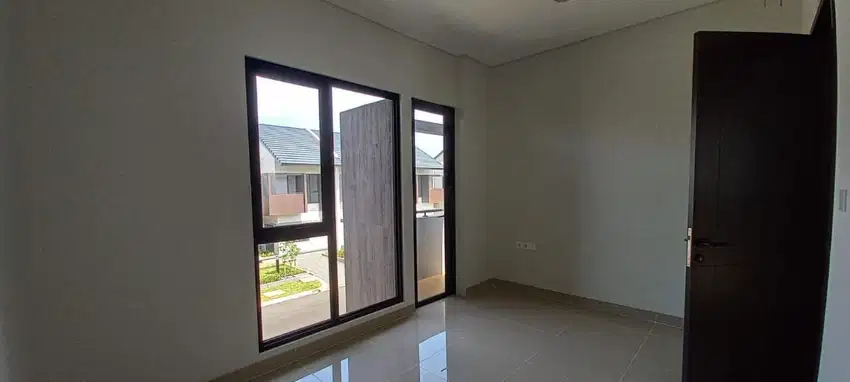 SEWA/JUAL  Rumah Freya 7x15m² Cluster Flora  Summarecon