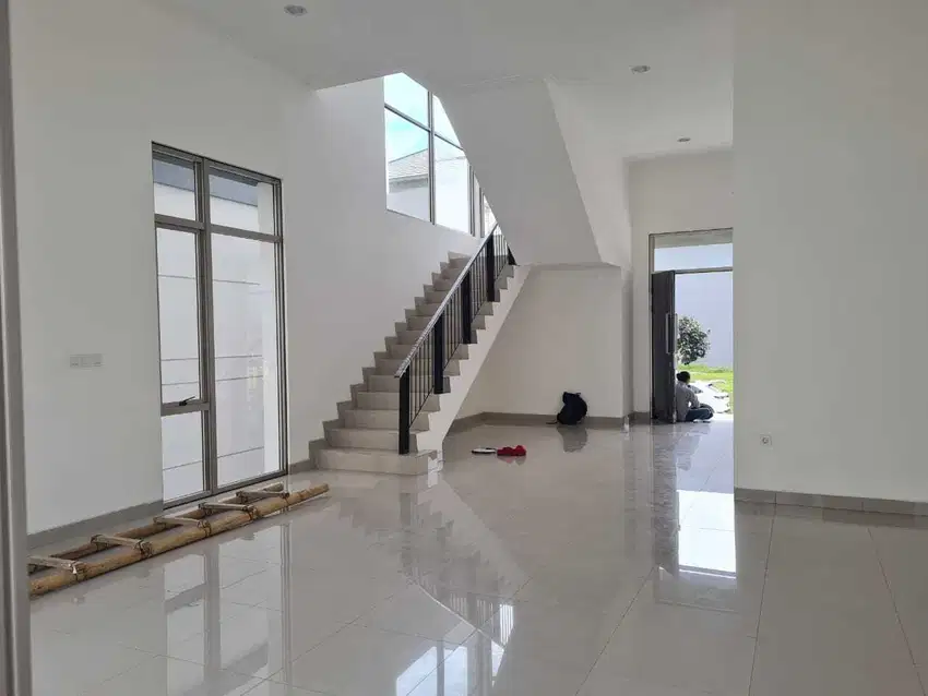 Disewakan Rumah Pantai Bukit Villa Pik2 450m²