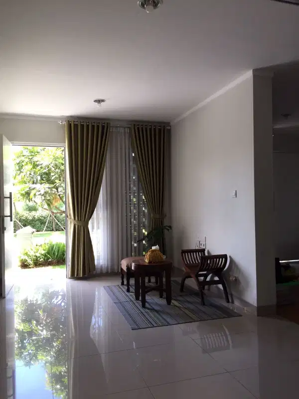 Dijual Rumah 2 in 1 minimalis di cluster Dayana Sumarecon Bandung
