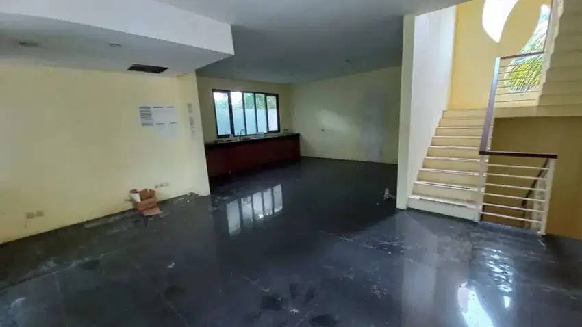 Dijual aset rumah townhouse di kemang raya jakarta selatan