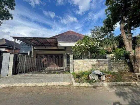Mewah Area Gunung Gunung Dekat Jl Besar Ijen Malang