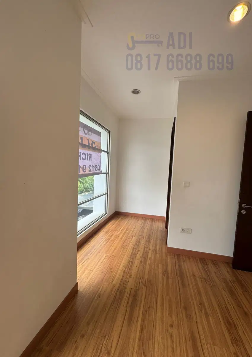 Dijual Rumah Golf Island Hadap Selatan Hoek