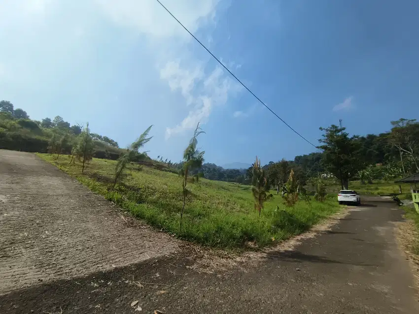 Tanah dijual Luas 940 M2 SHM Akses Mudah Udara Dingin